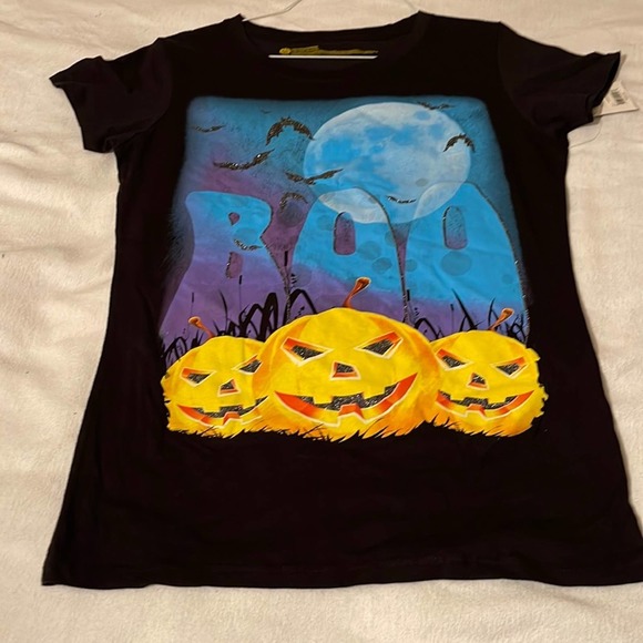 Spirit Tops - Brand new Halloween Tees.